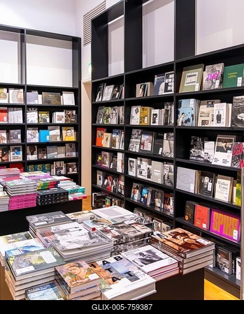Bookshop in the Gropius Bau, Berlin, Germany-stock-foto