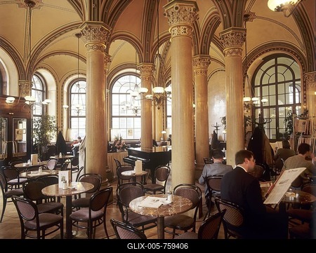 Inside the Cafe Central, coffeehouse, Vienna, Austria-stock-foto