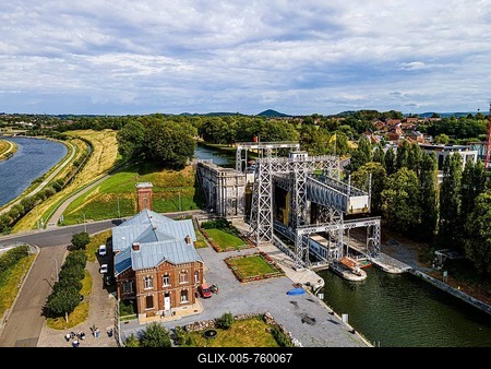 Aerial of Houdeng-G徃nies Lift No 1, Unesco world heritage site Boat Lifts on the Canal du Centre, La Louviere, Belgium-stock-foto