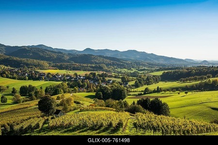 Hilly landscape with vineyards, Hexental, near Freiburg im Breisgau, Markgräflerland, Black Forest, Baden-Württemberg, Germany-stock-foto