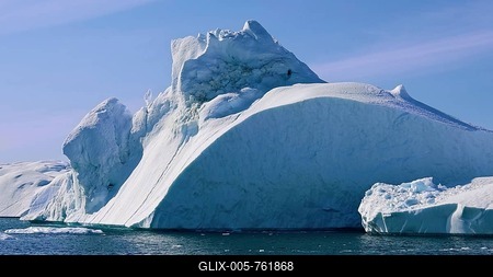 Boat excursion near icebergs of Kangia Fjord and Sermeq Kujalleq glacier in Ilulissat, Greenland-stock-foto