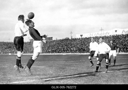 Historic photograph, soccer game, around 1920-stock-foto