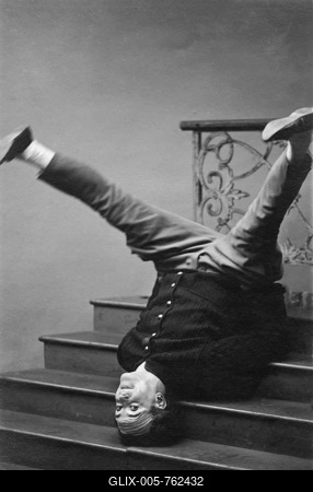 Historic photograph, headstand on a staircase, around 1920-stock-foto