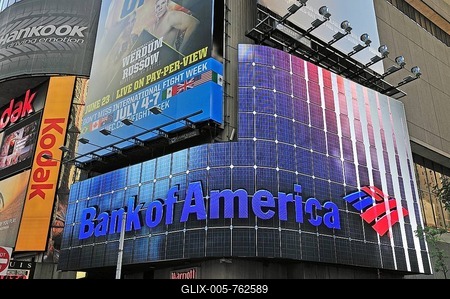 Oversized illuminated advertising hoarding, Times Square, Midtown Manhattan, New York City, New York, USA, North America, America, PublicGround-stock-foto