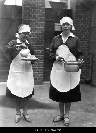 Historic photo, two female household helpers, ca. 1920-stock-foto