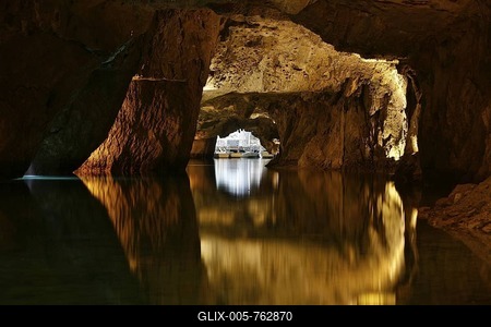The largest submontane lake in Europe, Lac souterrain de St-Léonard, St-Léonhard Underground Lake, Valais, Switzerland, Europe-stock-foto