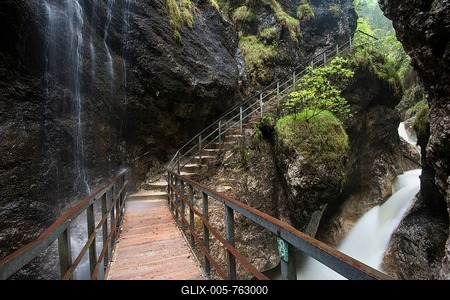 Gorge with stream, Almbachklamm with Almbach, Berchtesgaden Alps, Berchtesgaden, Upper Bavaria, Bavaria, Germany-stock-foto