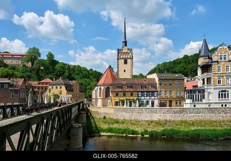 View of the church of St. Mary on the river Weiße Elster, Gera, Thuringia, Germany-stock-foto