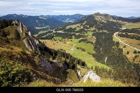 View from Besler to Grasgehren, Riedbergpass and Riedberger Horn, left summit of Besler ridge, near Obermaiselstein, Oberallgäu, Allgäu Alps, Allgäu, Bavaria, Germany-stock-foto