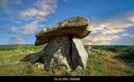 Chűn Quoit, megalithic burial dolmen from the Neolithic period, circa 2400 BC, near Morvah on the Chun Nature Reserve, Penwith peninsula, Cornwall, England, Great Britain-stock-foto