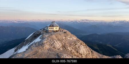 Aerial view, summit house, Matrashaus mountain hut on the Hochkönig, evening mood, Berchtesgaden Alps, Salzburger Land, Austria-stock-foto