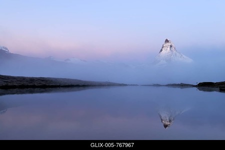 Matterhorn shrouded in mist, with Lake Stellisee at the front, Valais Alps, Canton of Valais, Switzerland-stock-foto