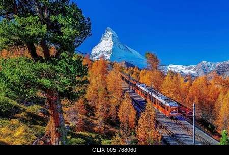 Gornergratbahn on the Riffelberg with Matterhorn 4478m in autumn, Zermatt, Mattertal, Valais, Switzerland-stock-foto