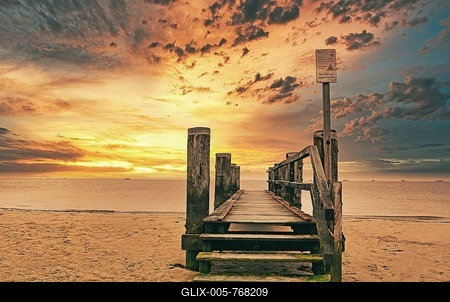 Bathing jetty, sunset, North Sea, Wyk auf Föhr, Schleswig-Holstein, Germany-stock-foto