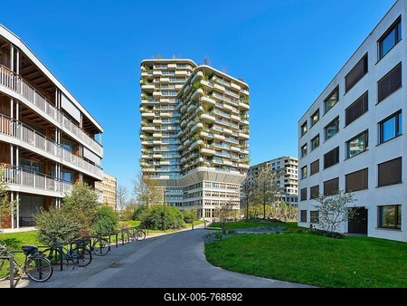 Vertical fa軋de planting on the Aglaya residential tower, Rotkreuz, Canton Zug, Switzerland-stock-foto