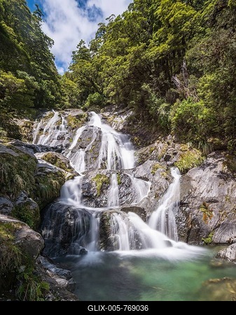 Waterfall Fantail Falls, Makarora River, Wanaka, Westcoast, South Island, New Zealand, Oceania-stock-foto