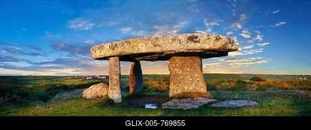 Lanyon Quoit, megalithic burial dolmen from the Neolithic period, circa 4000 to 3000 BC, near Morvah on the Penwith peninsula, Cornwall, England, United Kingdom-stock-foto