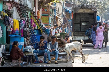 Street scene, slum, Mandvi district, Mumbai, Maharashtra, India-stock-foto