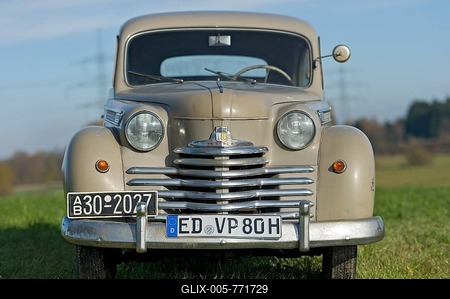 Vintage Opel Olympia, built in c. 1950, PublicGround-stock-foto