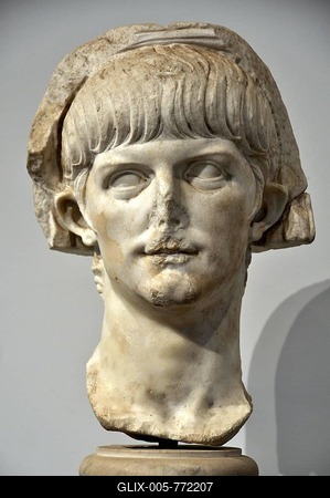 Ancient marble bust of the young Roman emperor Nero, Museo Palatino, Palatino, Rome, Lazio, Italy, Europe-stock-foto