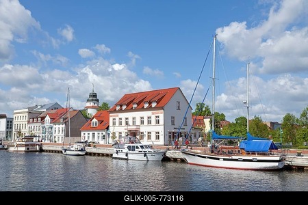 Boats in the harbor, Ueckermünde, Szczecin Lagoon, Mecklenburg-Western Pomerania, Germany-stock-foto