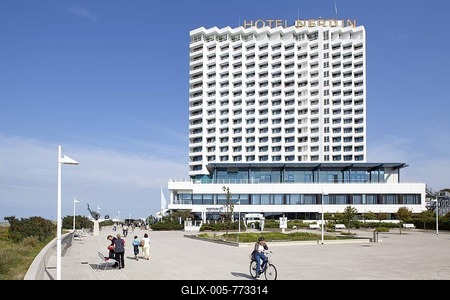 Neptun Hotel, Warnemuende sea resort, Mecklenburg-Western Pomerania, Germany, Europe-stock-foto