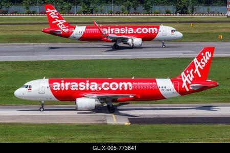 Airbus A320 aircraft of Indonesia AirAsia with registration PK-AZA at Changi Airport (SIN) in Singapore-stock-foto