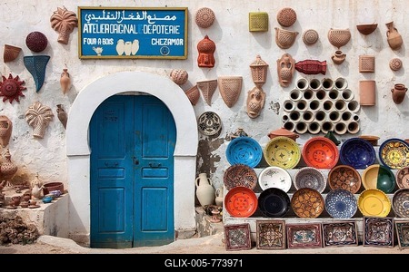 Ceramics shop, pottery goods, Guellala, Djerba, Tunisia-stock-foto