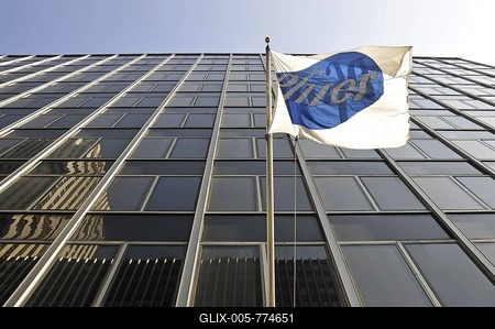 Pfizer headquarters, pharmaceuticals corporation, Manhattan, New York City, USA-stock-foto