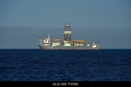 Drilling ship Pacific Scirocco of Pacific Drilling SA, Tenerife coast, Atlantic, Canary Islands, Spain-stock-foto
