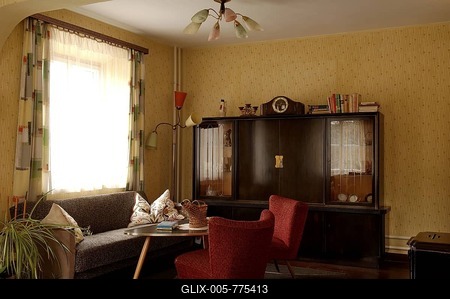 1950s living room with cabinet, sofa, armchair, lamp and table, Lauf an der Pegnitz, Middle Franconia, Bavaria, Germany, Europe-stock-foto