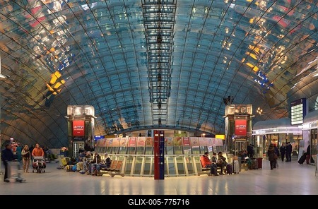 Railway station for long-distance trains at Frankfurt am Main Airport, Frankfurt am Main, Hesse, Germany-stock-foto