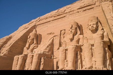 Statues Pharaoh Ramses II Rock Temple Abu Simbel, Egypt-stock-foto