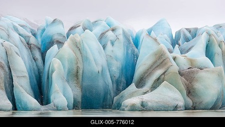 Blue ice, glacial lake Heinabergslón, Höfn, Austurland, Iceland-stock-foto