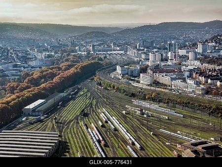 Track apron at the main railway station, Europaviertel Stuttgart. After completion of the Stuttgart 21 project, flats and the new Rosenstein neighbourhood are to be built here. Urban development. Aerial view, panoramic photo. Stuttgart, Baden-Württemberg, Germany-stock-foto