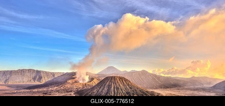 Smoking volcano Gunung Bromo, Mount Batok in front, Mount Kursi at back, Mount Gunung Semeru, Bromo Tengger Semeru National Park, Java, Indonesia-stock-foto
