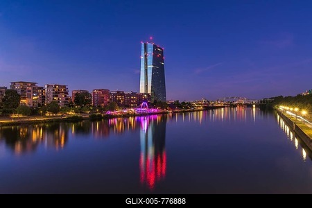 European Central Bank ECB, in front of it brightly lit up the summer shipyard, the international theatre festival on the banks of the Main, Frankfurt am Main, Hesse, Germany-stock-foto