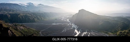 Mount Valahnjúkur and glacier Eyjafjallajökull, aerial view, panorama, mountains and glacier river in a mountain valley, wild nature, Icelandic Highlands, Þórsmörk, Suðurland, Iceland-stock-foto