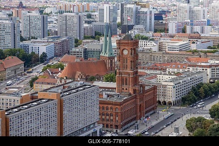 City view. View of the Rotes Rathaus, Nikolaikirche and prefabricated buildings. Berlin, Germany-stock-foto