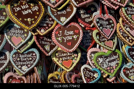 Gingerbread hearts at a stall, Oktoberfest, Munich, Upper Bavaria, Bavaria, Germany-stock-foto