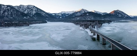 Evening mood, panorama of Sylvensteinsee, Faller-Klamm bridge, Karwendel mountains, near Lenggries, Isarwinkel, drone shot in winter with snow, Upper Bavaria, Bavaria, Germany-stock-foto