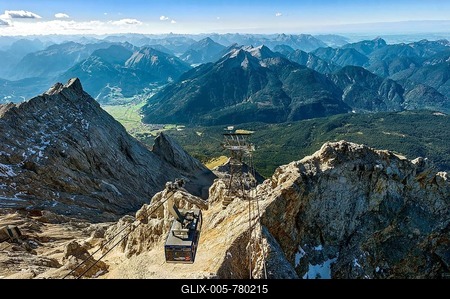 Tyrolean Zugspitzbahn gondola, view from Zugspitze, Mount Daniel of Ammergau Alps in Tyrol, left Zugspitzeck, Wetterstein, Garmisch-Partenkirchen, Upper Bavaria, Bavaria, Germany-stock-foto