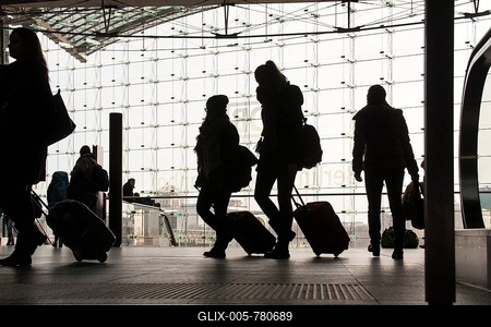 Central Station, travelers with luggage, silhouette, Berlin, Germany-stock-foto