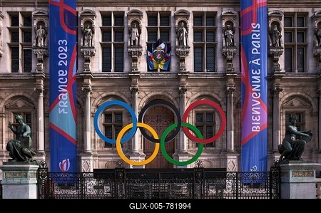 Logo Rugby, World Cup, World Cup 2023, Olympic Rings, Olympic Games, Logo, on the occasion of the 2024 Olympics in Paris, City Hall, Hôtel de Ville, Paris, France-stock-foto