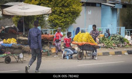 Street scene in Addis Ababa, Ethiopia., Addis Ababa, Ethiopia-stock-foto