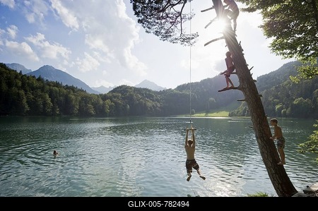 Children having fun on Lake Alatsee near Fuessen, Allgaeu region, Bavaria, Germany, Europe-stock-foto