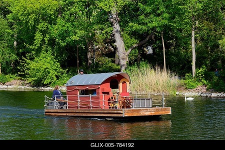 Houseboat on Brandenburg Niederhavel, City of Brandenburg, Brandenburg, Germany-stock-foto
