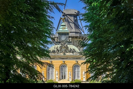New Chambers, Historical Mill, Sanssouci Palace Park, Potsdam, Brandenburg, Germany-stock-foto