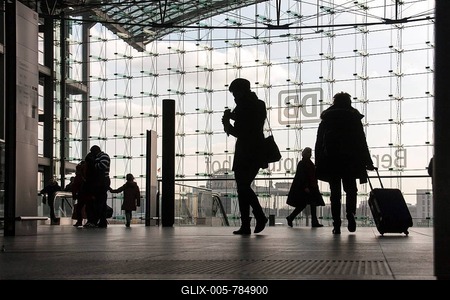 Central Station, travelers, Silhouette, Berlin, Germany-stock-foto