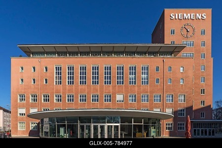 Office building of the Siemens company, also called Himbeerpalast, Berlin style, built 1948-1953, Erlangen, Middle Franconia, Bavaria, Germany-stock-foto